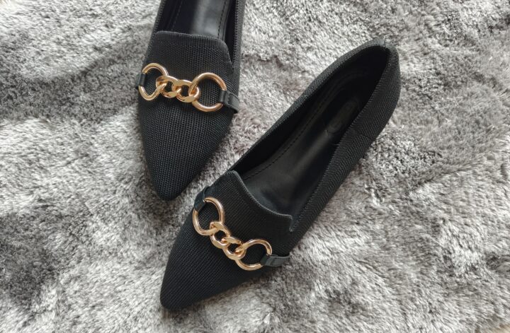 Scarpa mocassino in maglia nera